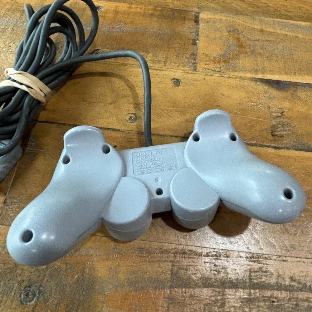 Sony PlayStation DualShock Analog Controller Gray SCPH-1200 PS1 Wired Not Tested